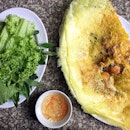 Banh Xeo

Savoury pancake with bean sprouts.