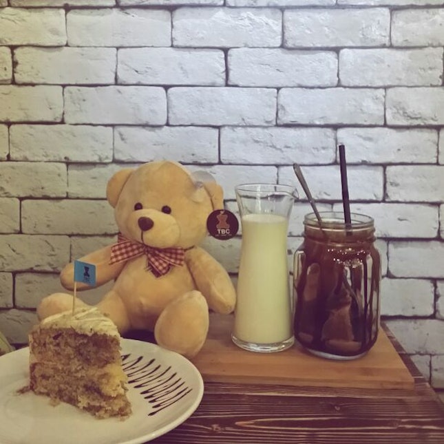Teddy Bear Theme Cafe