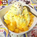 Mango Shaved Ice (NT180) - Although the finely shaved ice were made from mango, it still doesn't warrant the hefty price tag.