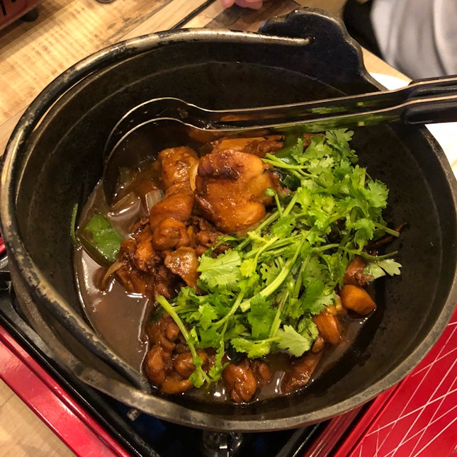 House Special Chicken Pot ($20)