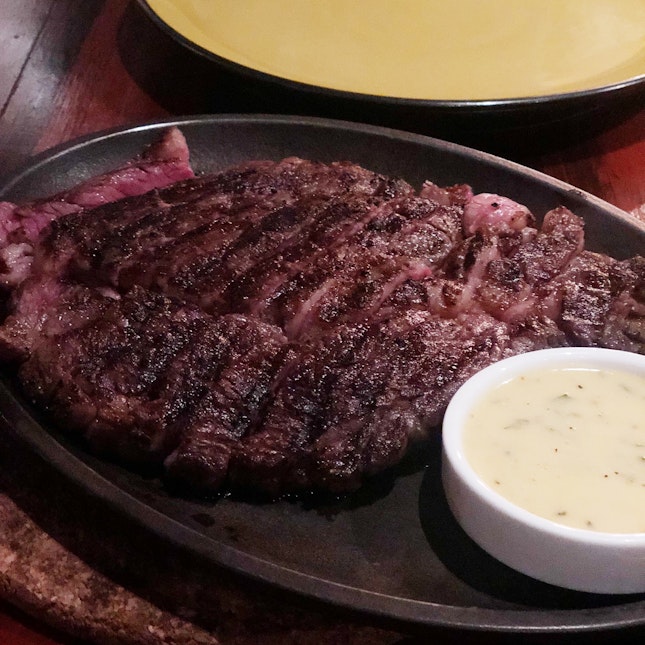 Juicy Slab Of Beef Steak 😍