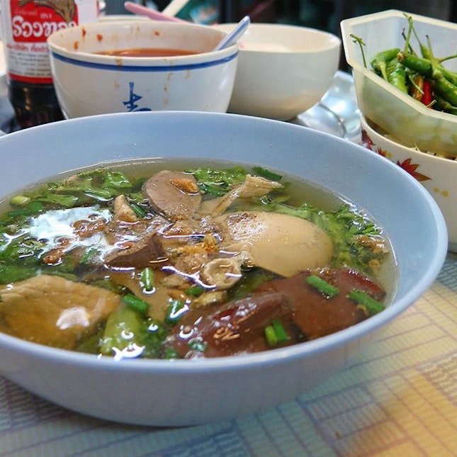 mixed organ soup ($35 baht) @ on nut BTS station