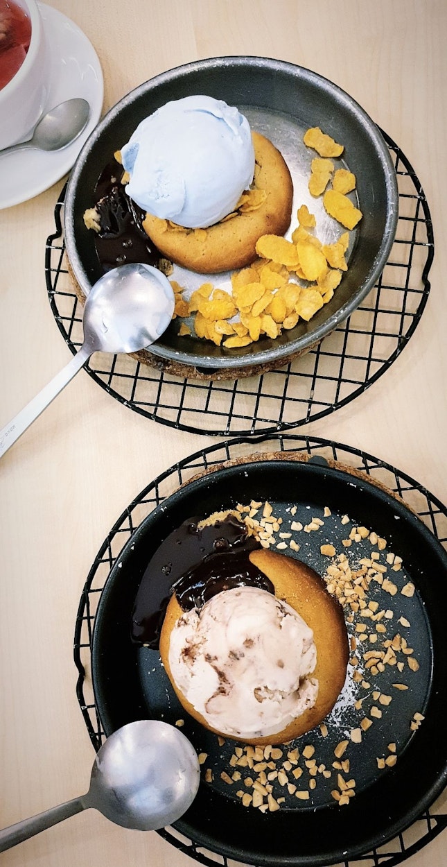 Molten Lava Cookies With A Scoop Of Ice Cream