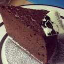 Chocolate Cake jaaaa~~~ #yummy #cake #farmdesign #sonicbang #herepaolicious