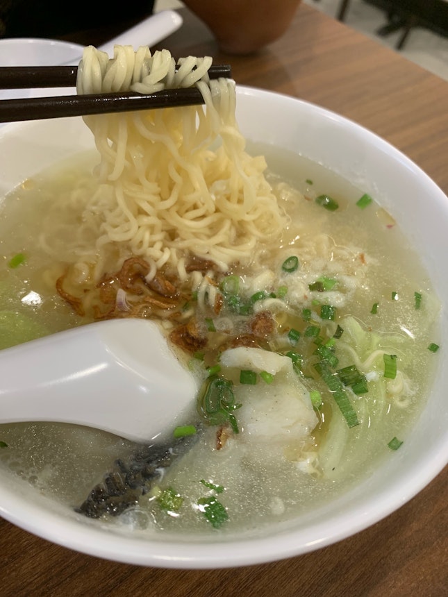 Sliced Fish Noodle Soup ($4.80)