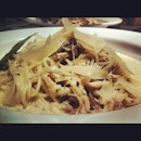 Carbonara Spaghettini w/ Grilled Chicken for Lunch #delicious #pyramid #lunch #rawrr #yums