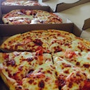 Pizzas for lunch!