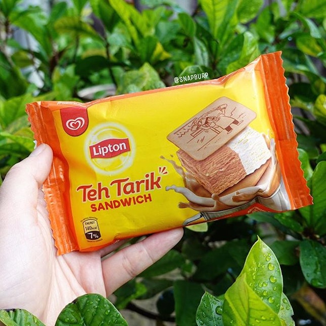 📍🇸🇬 Singapore

NEW - Lipton's Teh Tarik Ice Cream Sandwich

You may have seen this available in Malaysia.
