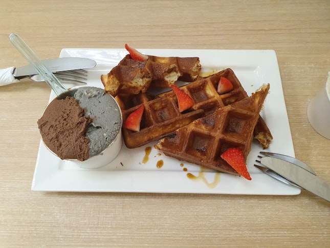 French Waffle Set With Ala Carte Medium Cup($8+$4)