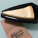 Classic Cheesecake from the Cheesecake Factory (7.90)
Good ol cheesecake like when I had it in New York!!!!