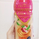 🍓🍼 1 of the best thing ever (out of 4668312457888457 best things) maybe I'm bias but I think this is good😍🐮