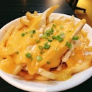 ➌ [Cheese Fries S$5.90]