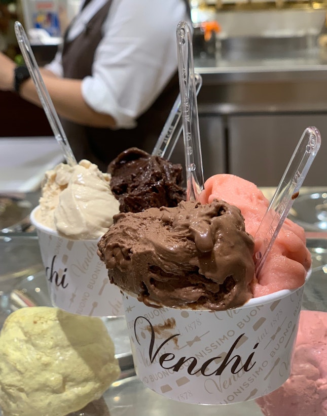 regular gelato ($10, 2 flavours)