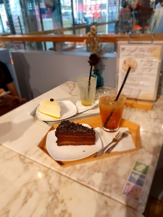 Cake + Honey Tea Set