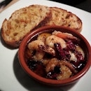 Spanish Style Gambas • tender n juicy prawns in garlic olive oil

Wine Connection Bistro @ 112 Katong