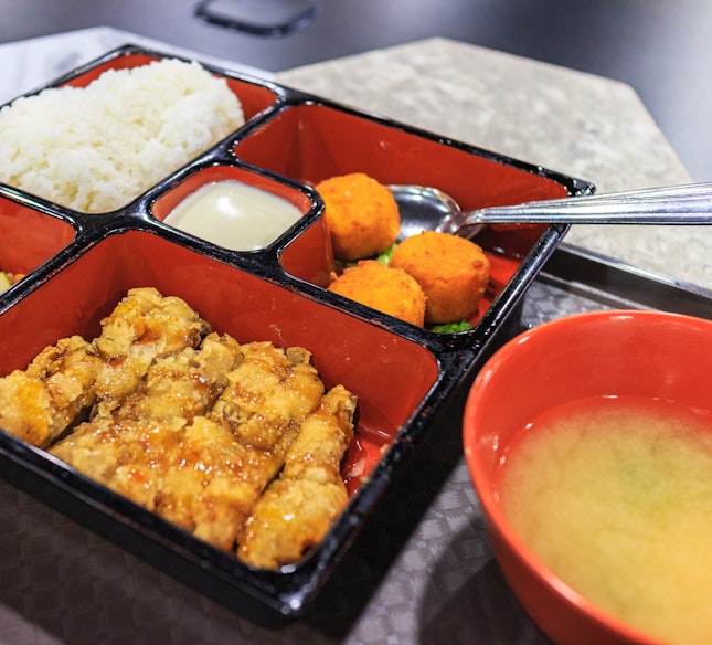 Teriyaki Chicken With Scallop Bento