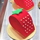 Strawberry Cake @ Brunetti