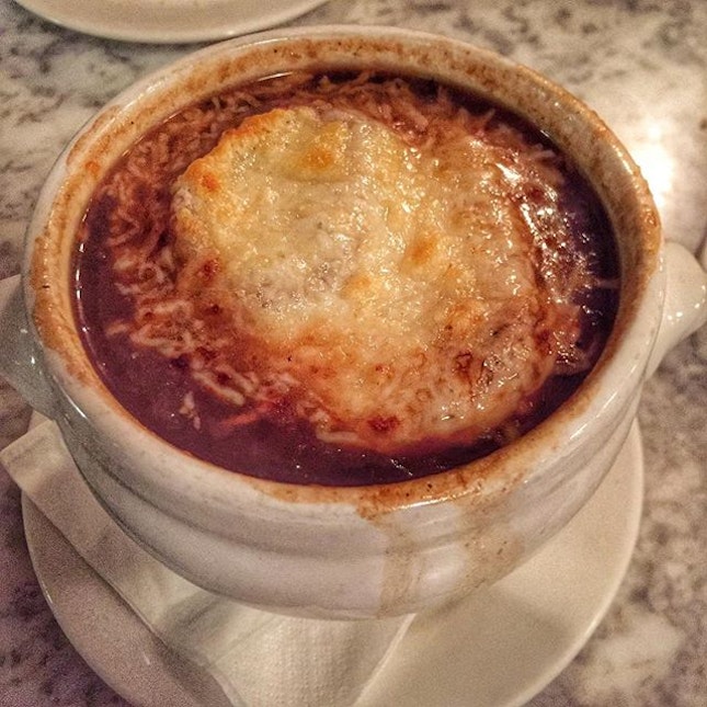Nothing beats to have a bowl of authentic French onion soup.