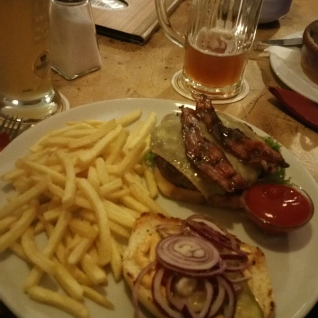 Best burger in Augsburg