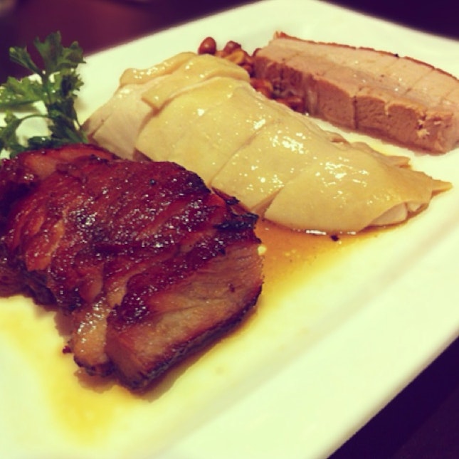 BBQ Combination Set (Pork Roast / Kampong Steamed Chicken / Pork Belly)