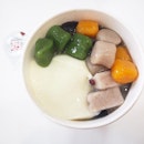 Blackball is my to go when I'm craving for Taiwan 粉圆 (aka Yum QQ), cant find any where nicer in sg.