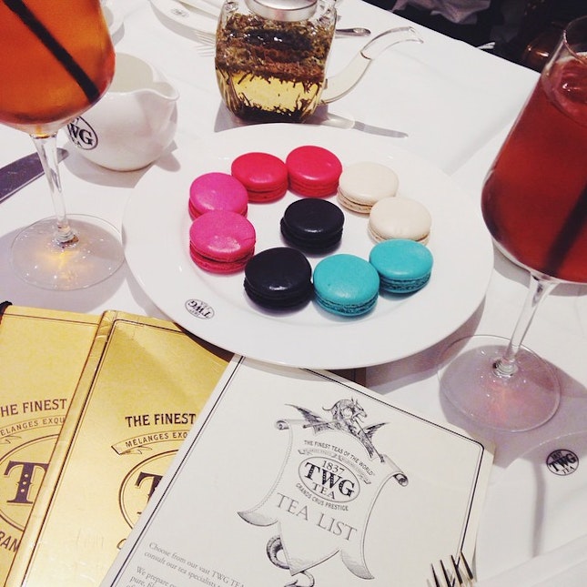 Just chilling with the homies 🍵 #twg #macarons #tea #chilling #hightea
