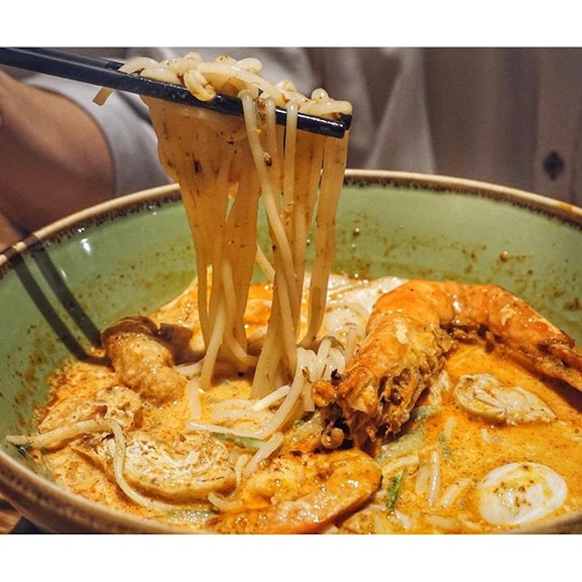 We indulged in some local delights such as this { Island Jumbo Prawn Laksa } after work this evening .