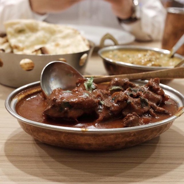 Mutton roganjosh that was smoky, savory and all spiced up!
