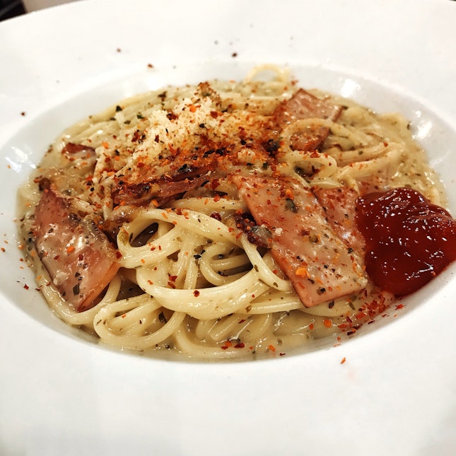 Spaghetti Carbonara @Olive Vine