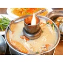 Craving for tom yum soup on this rainy night!