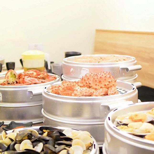 [New, Korean seafood tower] Are you ready for a whopping 9 tier seafood tower at Captain K @captainksg?