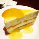 Moon And Light Cheese Cake