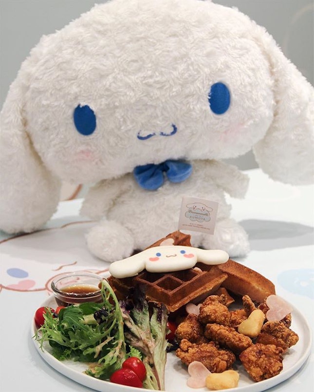 Happy Happy Heart Chicken Karaage with Waffles ($19.90) and adorable Cinnamonroll to brighten up your Sunday!
