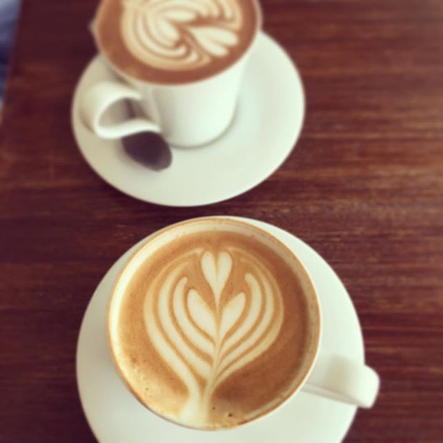 Latte vs Mocha #latte #mocha #coffeeelements #allseasonplace #burpple