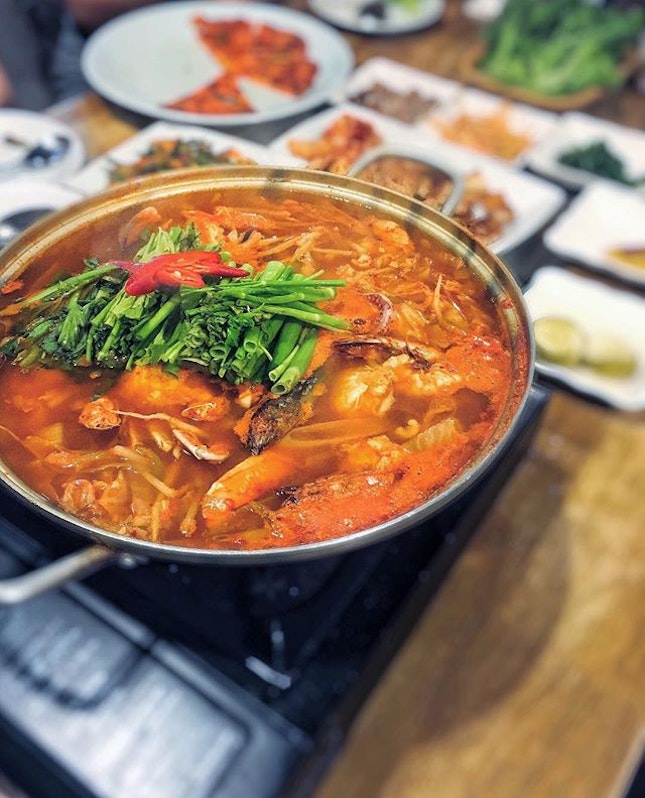 Spicy seafood hotpot 🍲🌶 #olabarbeque #koreanfood #dindins