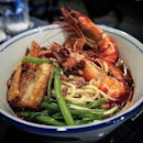 What should I say about this bowl of prawn noodles??