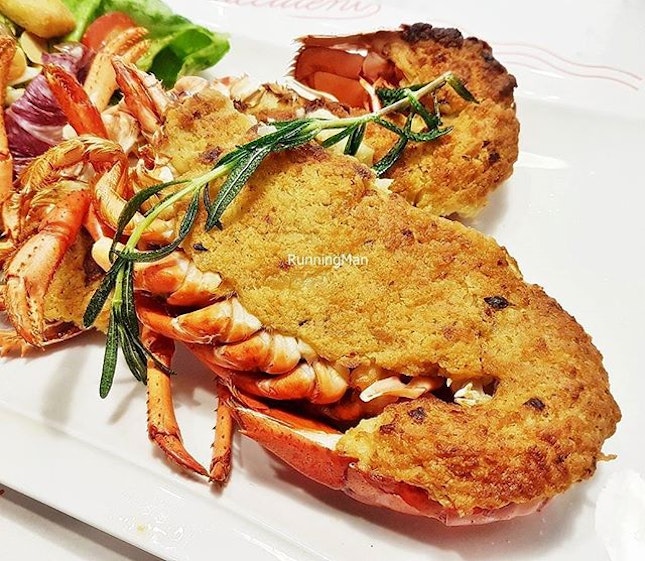 Lobster Thermidor (SGD $68) @ Pince & Pints.