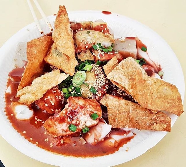 Yong Tau Foo x Yam Cake & Rice Rolls (SGD $4) @ Yummy.