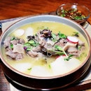 Sichuan Oxtail Soup (SGD $24) @ Birds Of A Feather.