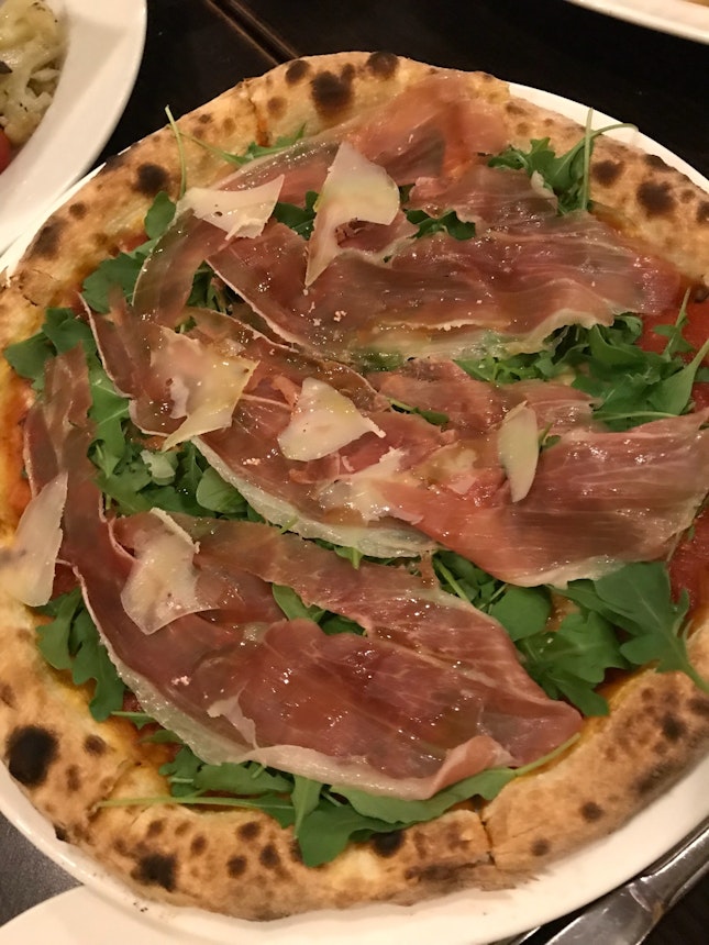 Pizza Ricola e Parma ($25)