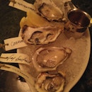 Oyster Happy Hour!!