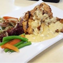 Cheesy Grilled Chicken 🐔 ($6.90); I think this is the best western food I ate in a coffeeshop.