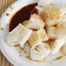 Sesame Oil, Soya Sauce & Chilli; My way of eating Chee Cheong Fun!