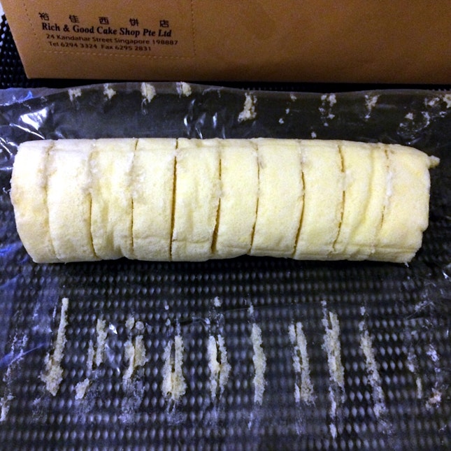 Durian Swiss Roll