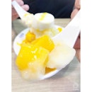 • Mango Snowflake Ice w/ Panna Cotta by 思慕昔 • The mango cubes were soOoo sweet 😋, great cooling Taiwanese dessert to kick away my Monday blues •