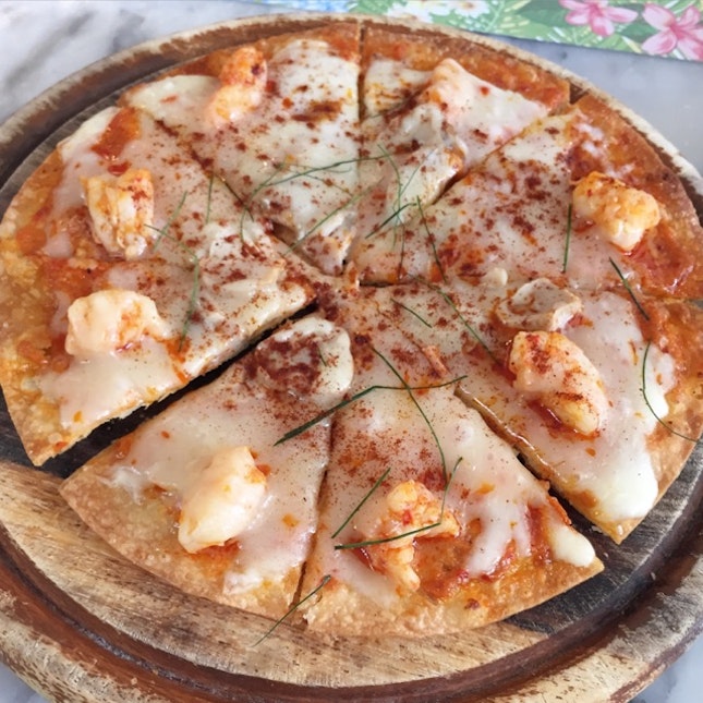 Tom Yam Pizza 