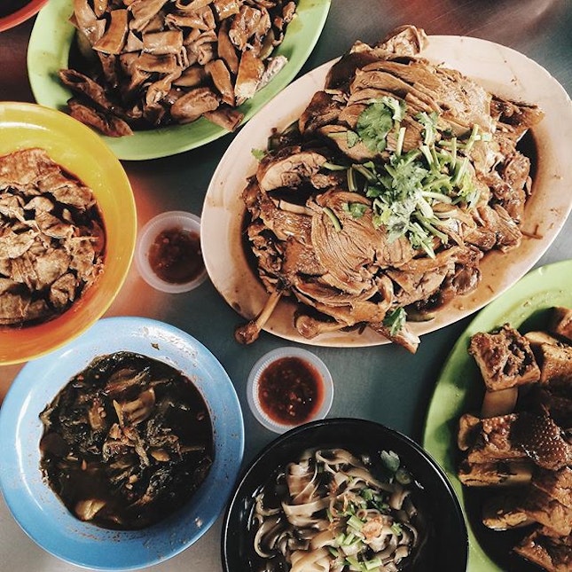 🔙 To the times when we had Teochew style braised duck in JB with other braised goodies.