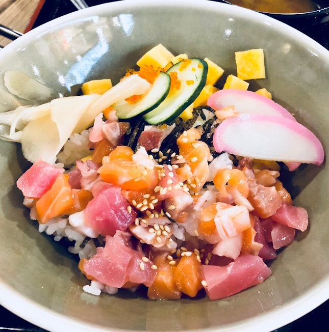 Value-for-money Kaisen Don At Food Republic [$8.80]