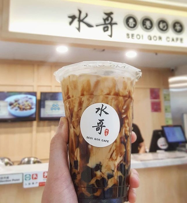 A somewhat-hidden cafe in town where you can get decent Tiger Sugar Bubble Milk Tea ($2.80) to satisfy your cravings.