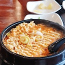 Hot & Spicy Noodles With Chicken [$9.80+] 